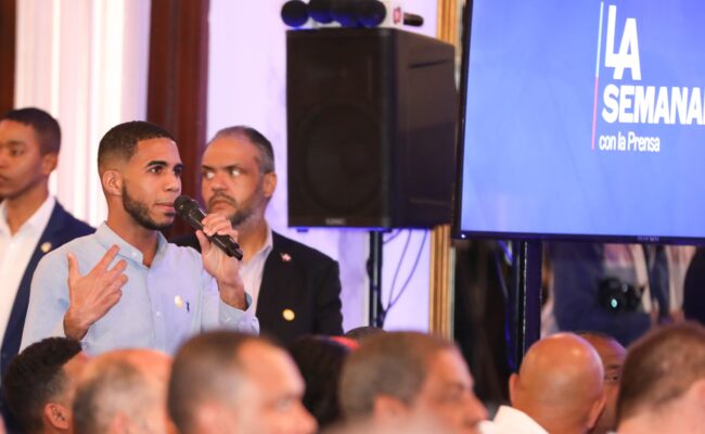 Abinader presenta indicadores sobre buen estado economía