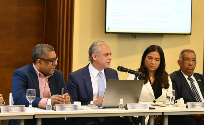 Nueva cédula dominicana modernización