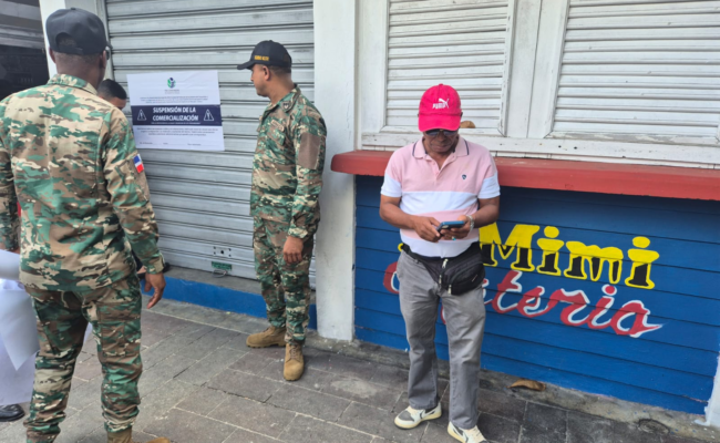 Clausura comercios Boca Chica