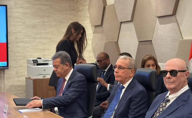 Reunión líderes dominicanos Haití