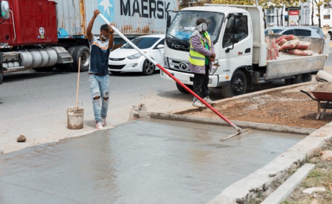 Reconstrucción aceras Santo Domingo