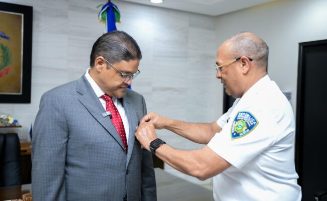 Reconocimiento a Juan Manuel Méndez