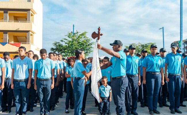 Formación valores militares jóvenes