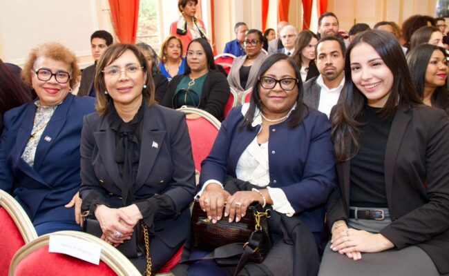 Representación dominicana en Francia